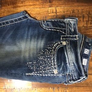 Gently used miss me jeans! Great Christmas gift!